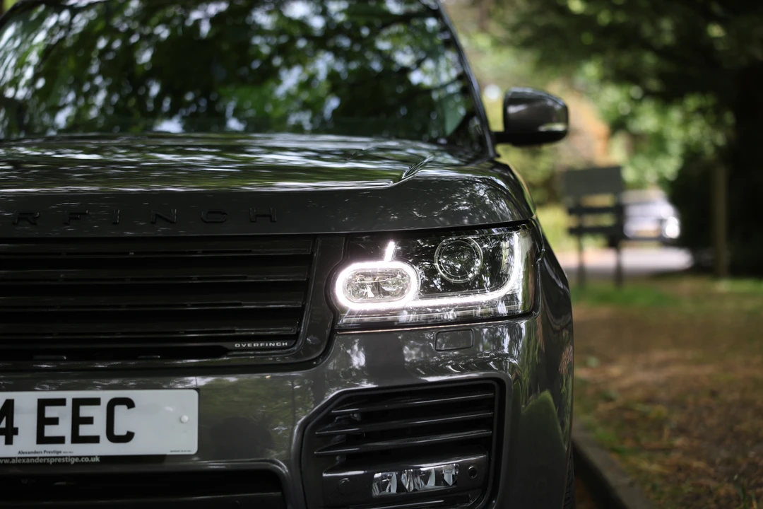 2017 Land Rover Range Rover L405 - Image 11 of 31
