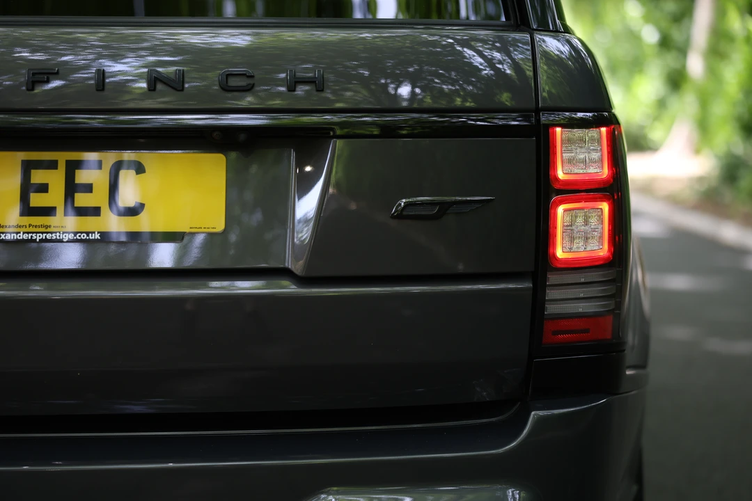 2017 Land Rover Range Rover L405 - Image 27 of 31