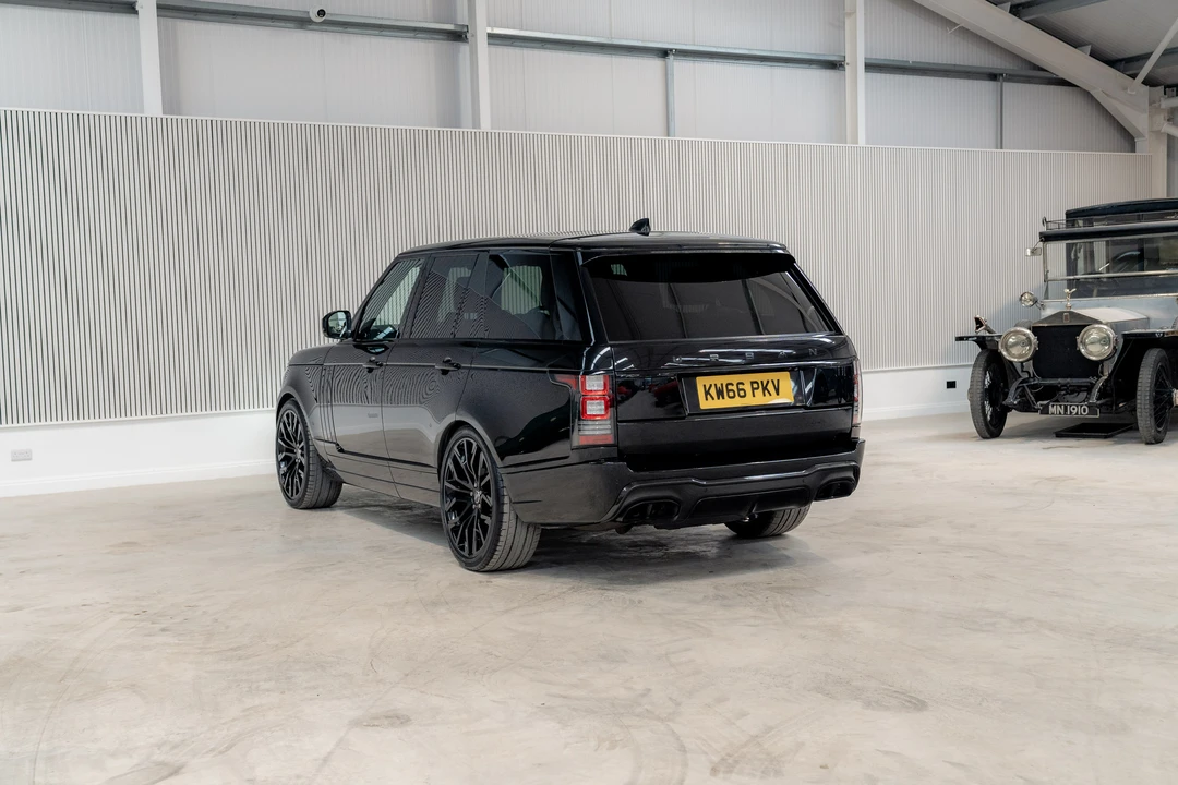 2017 Land Rover Range Rover L405 - Image 7 of 31