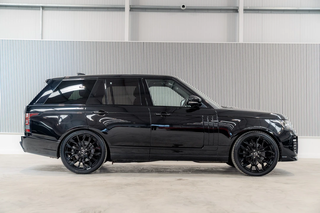 2017 Land Rover Range Rover L405 - Image 20 of 31
