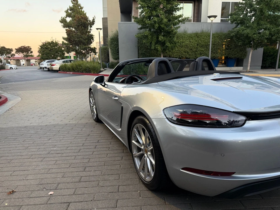 2017 Porsche 718 Boxster - Image 6 of 20
