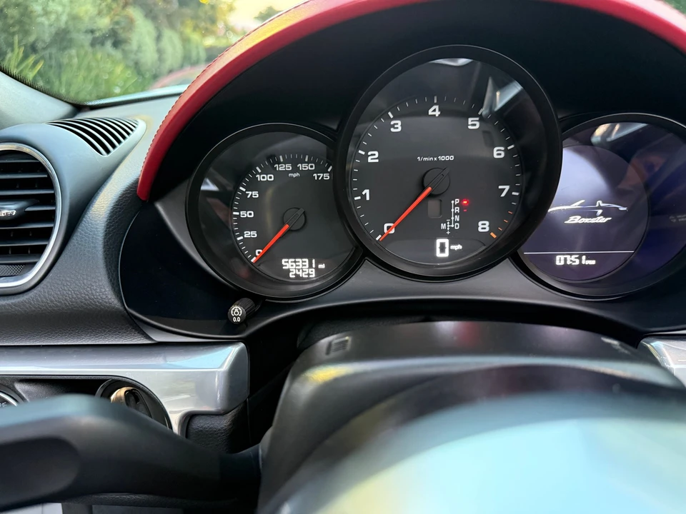 2017 Porsche 718 Boxster - Image 9 of 20