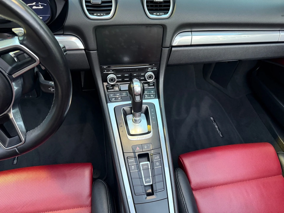 2017 Porsche 718 Boxster - Image 14 of 20