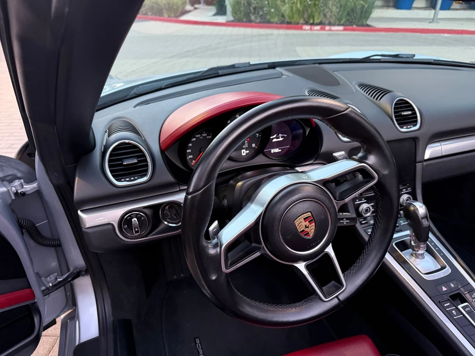 2017 Porsche 718 Boxster - Image 18 of 20