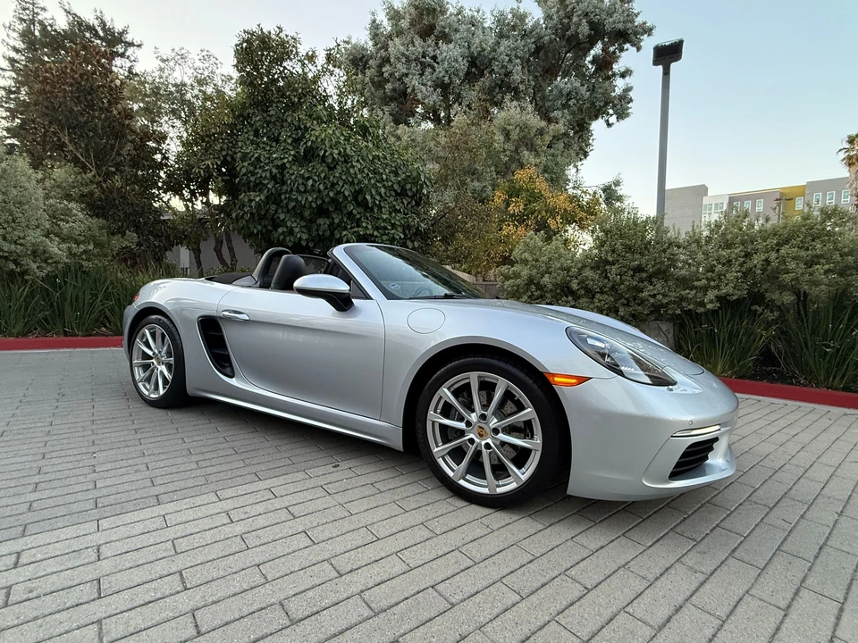2017 Porsche 718 Boxster - Image 2 of 20
