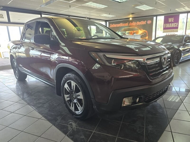 2017 Honda Ridgeline 2nd Gen - Image 3 of 4