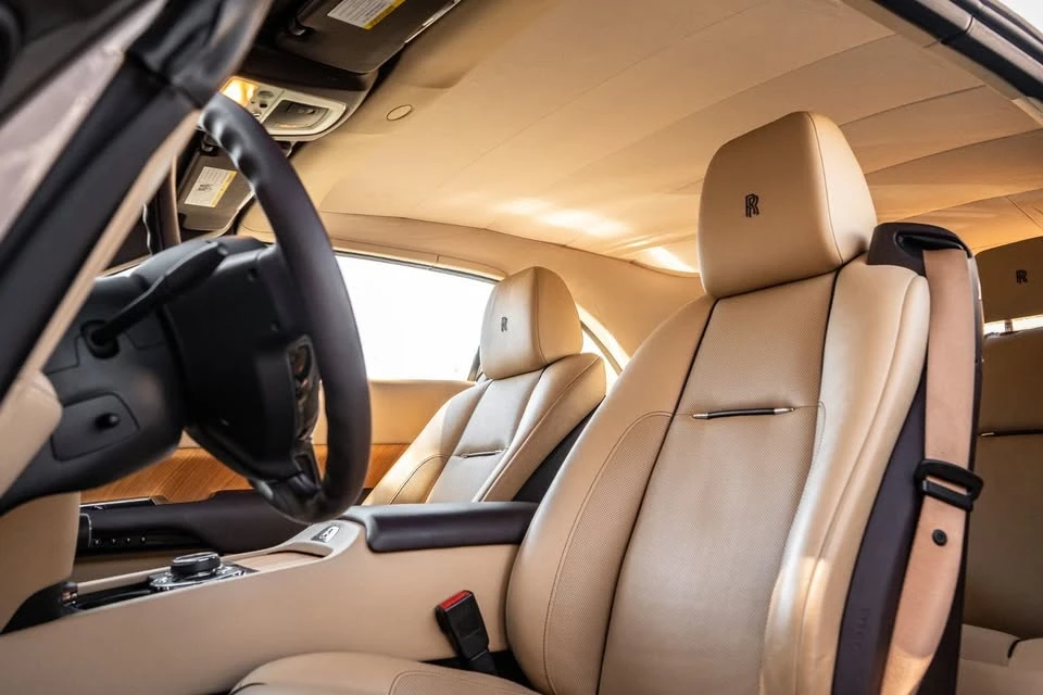 2017 Rolls-Royce Dawn - Image 15 of 16