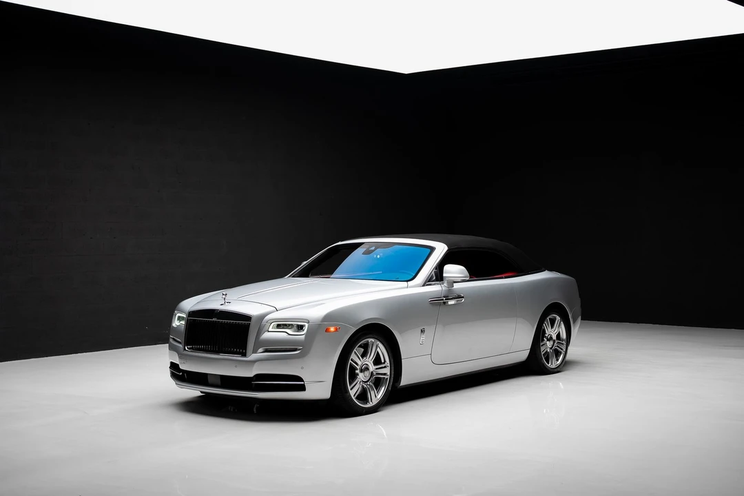 2017 Rolls-Royce Dawn - Image 4 of 31