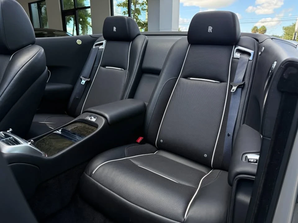 2017 Rolls-Royce Dawn - Image 12 of 16