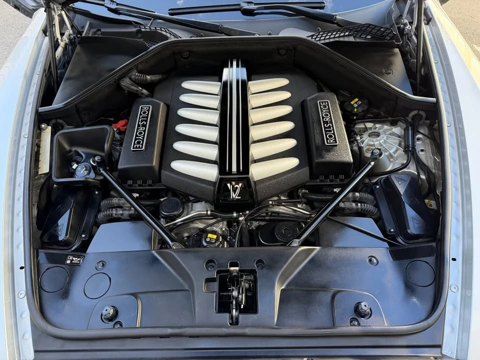 2017 Rolls-Royce Dawn - Image 15 of 16