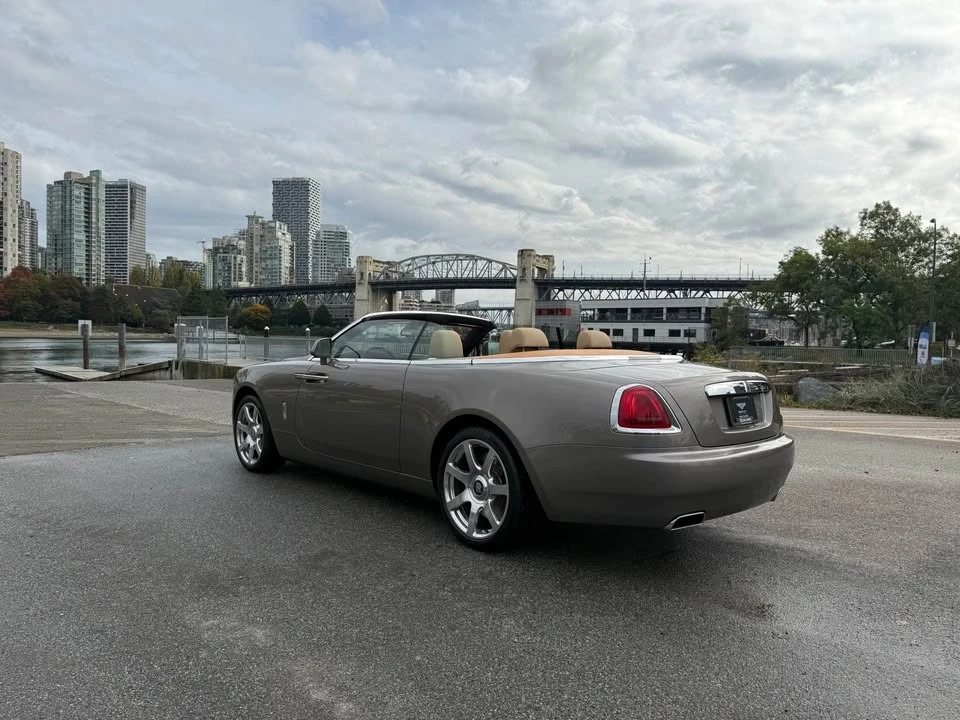 2017 Rolls-Royce Dawn - Image 8 of 17