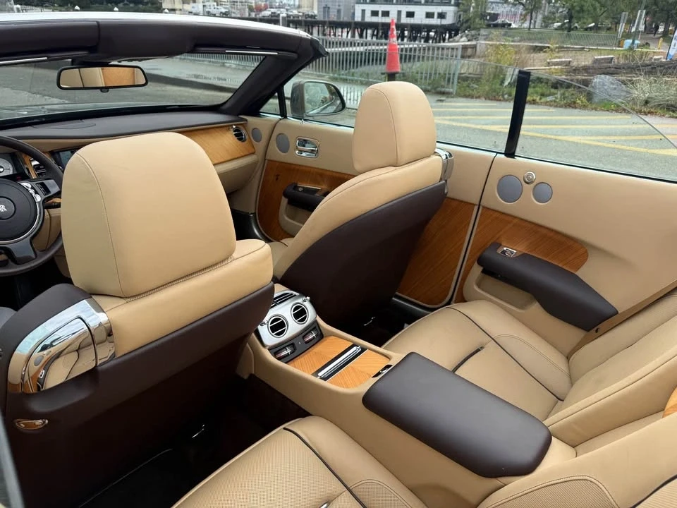 2017 Rolls-Royce Dawn - Image 11 of 17