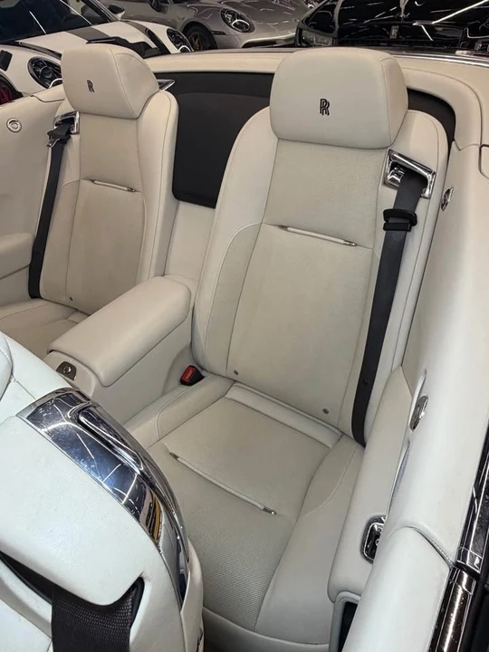 2017 Rolls-Royce Dawn - Image 3 of 19