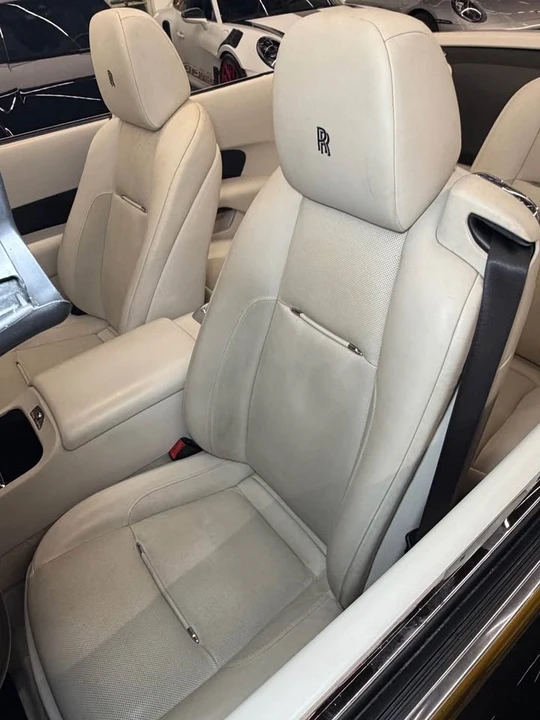 2017 Rolls-Royce Dawn - Image 12 of 19