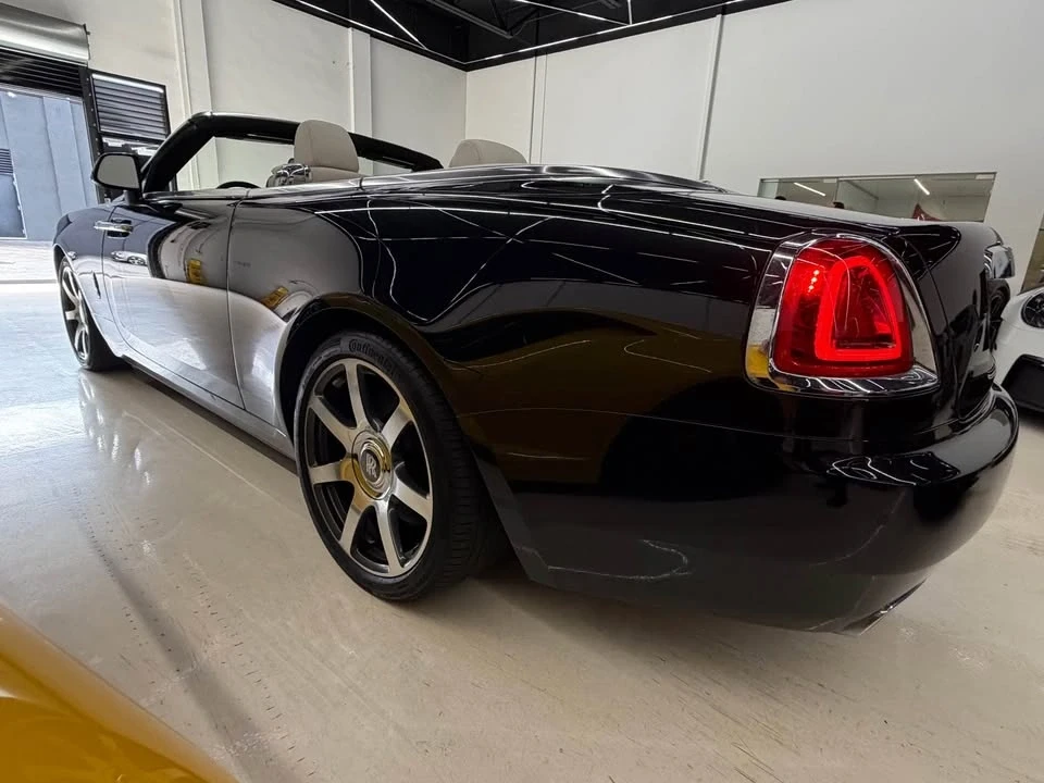 2017 Rolls-Royce Dawn - Image 6 of 19