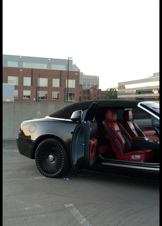 2017 Rolls-Royce Dawn - Image 10 of 20
