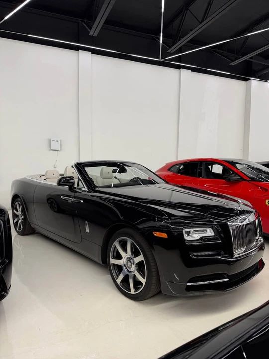 2017 Rolls-Royce Dawn - Image 2 of 7