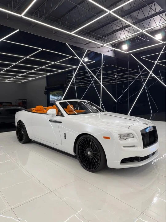 2017 Rolls-Royce Dawn - Image 3 of 9