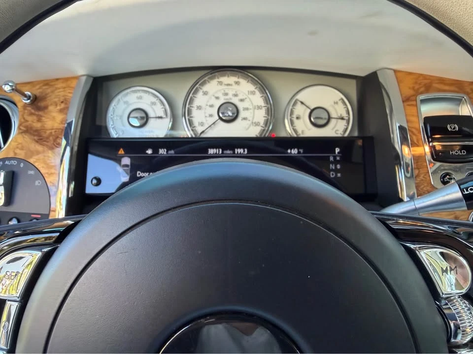 2017 Rolls-Royce Dawn - Image 16 of 20