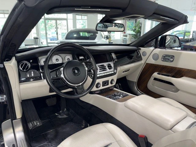 2017 Rolls-Royce Dawn - Image 6 of 19