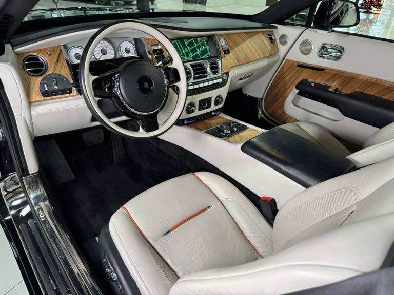 2017 Rolls-Royce Dawn - Image 8 of 15