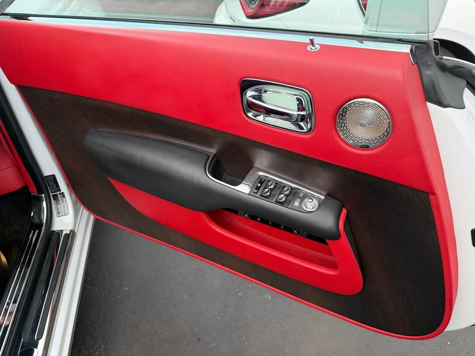 2017 Rolls-Royce Dawn - Image 6 of 8