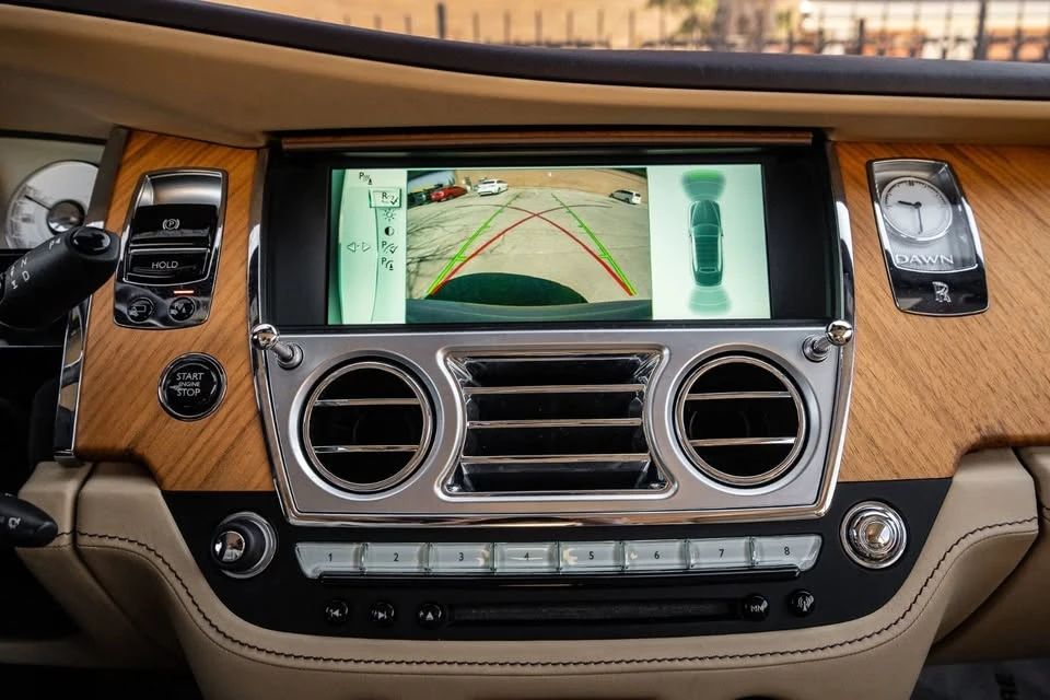 2017 Rolls-Royce Dawn - Image 10 of 20