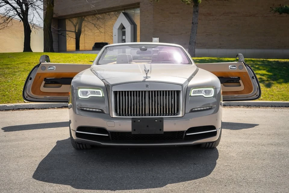 2017 Rolls-Royce Dawn - Image 2 of 20