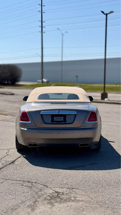 2017 Rolls-Royce Dawn - Image 8 of 16