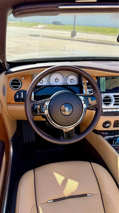 2017 Rolls-Royce Dawn - Image 13 of 16