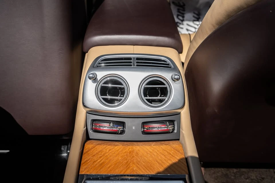 2017 Rolls-Royce Dawn - Image 19 of 20