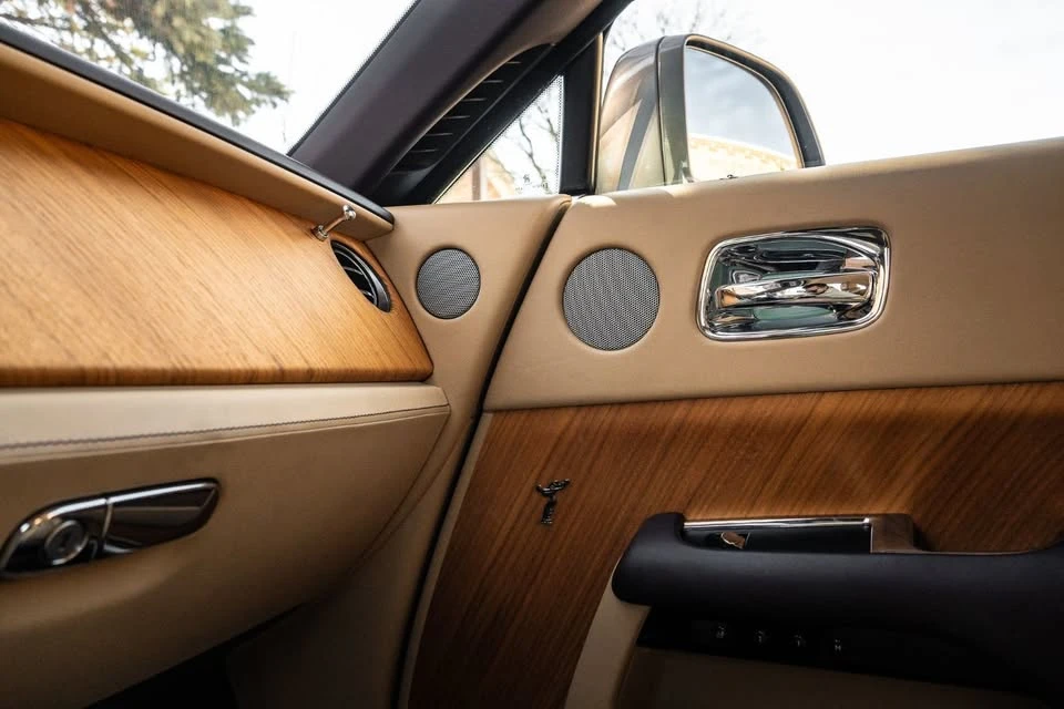 2017 Rolls-Royce Dawn - Image 14 of 18