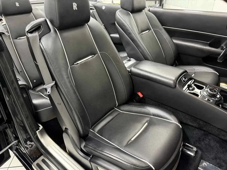 2017 Rolls-Royce Dawn - Image 14 of 20