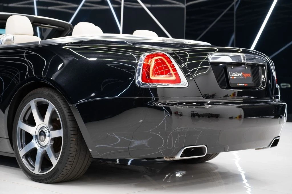 2017 Rolls-Royce Dawn - Image 17 of 21
