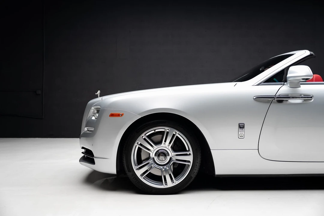 2017 Rolls-Royce Dawn - Image 21 of 31