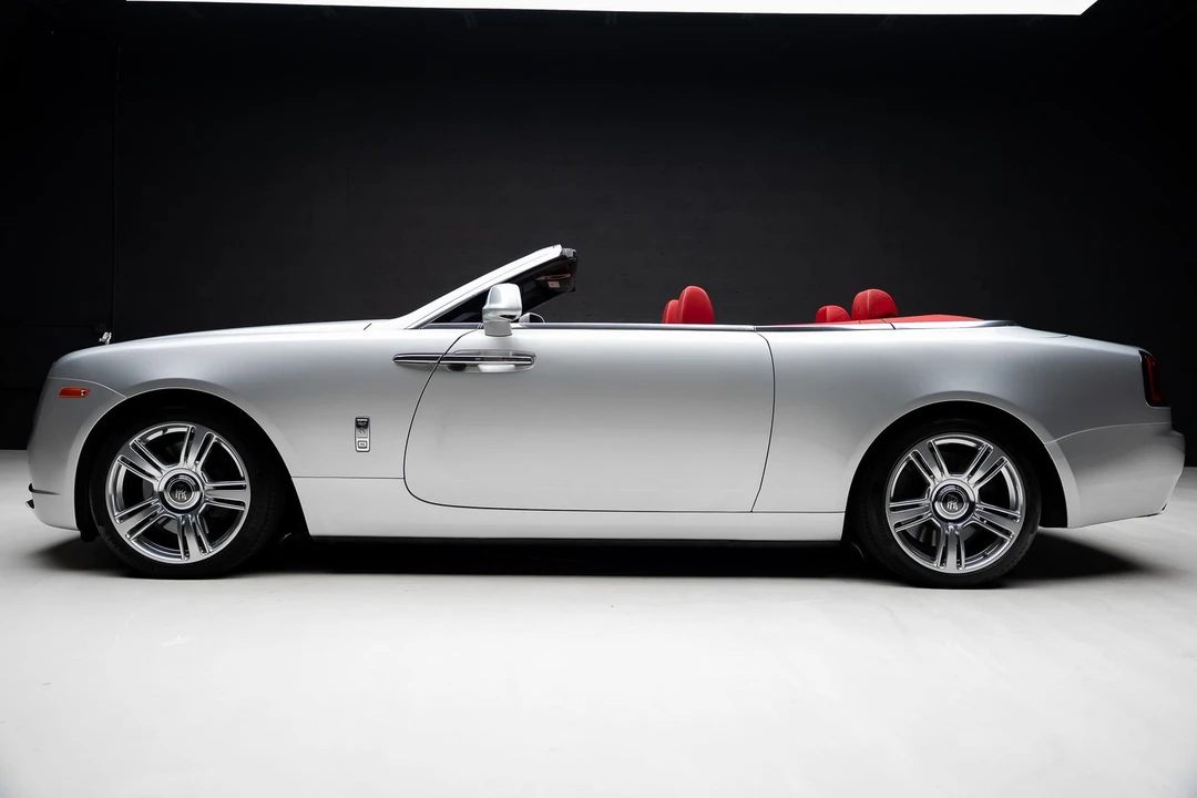 2017 Rolls-Royce Dawn - Image 20 of 31
