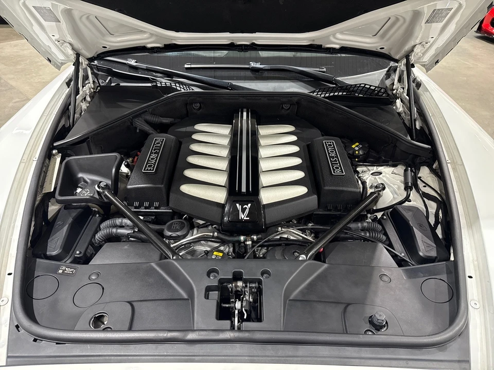 2017 Rolls-Royce Dawn - Image 10 of 21