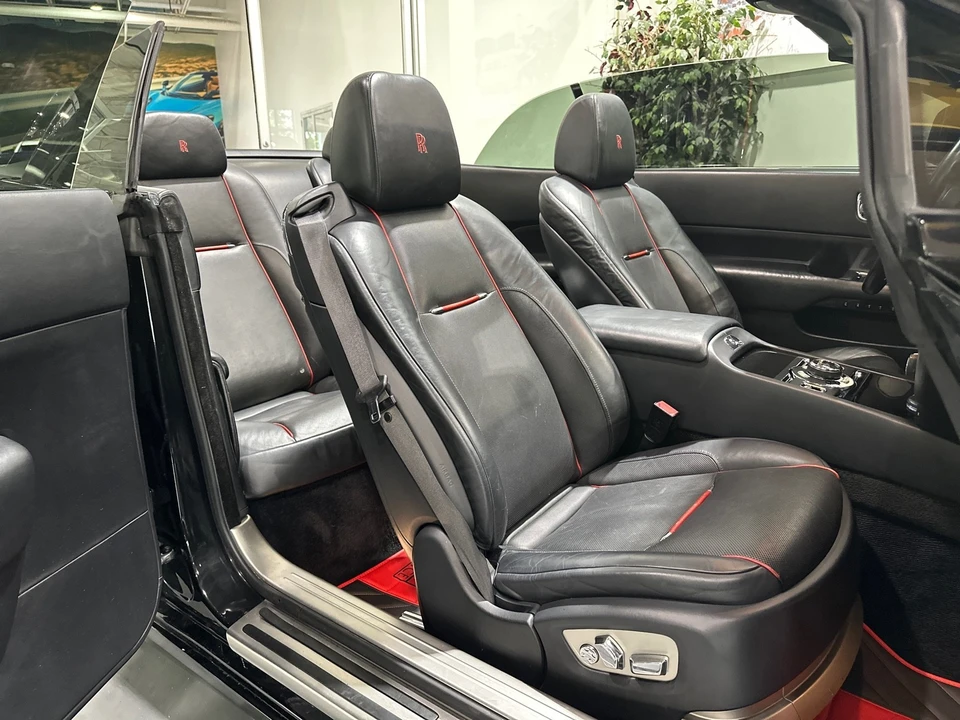 2017 Rolls-Royce Dawn - Image 5 of 31