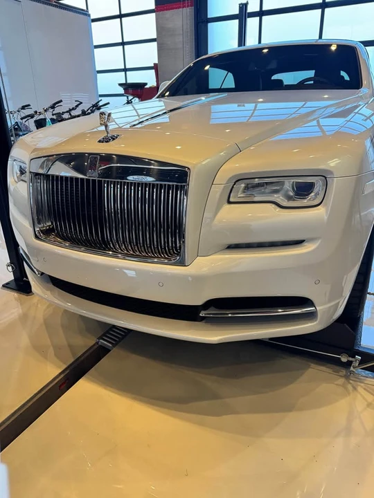2017 Rolls-Royce Dawn - Image 4 of 10