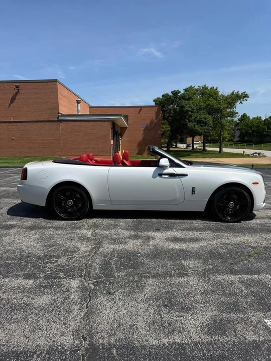 2017 Rolls-Royce Dawn - Image 8 of 18
