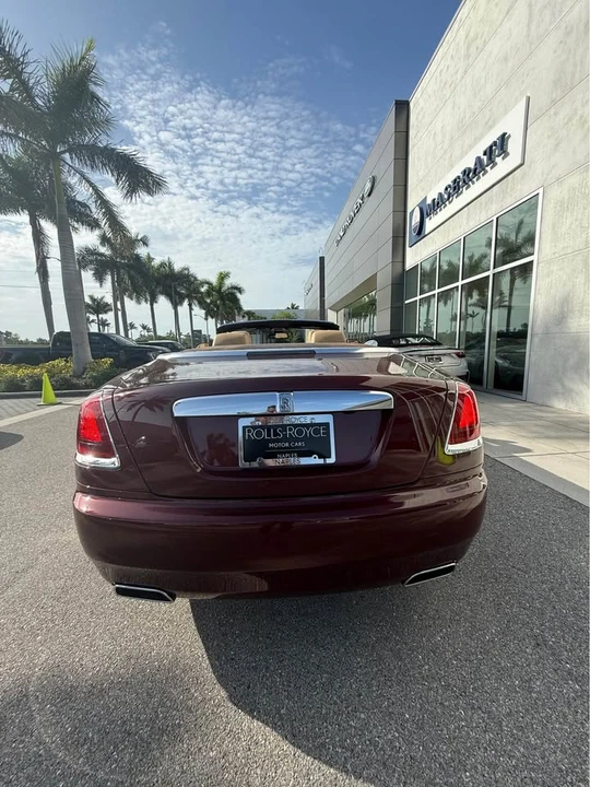 2017 Rolls-Royce Dawn - Image 8 of 21