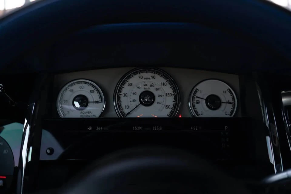 2017 Rolls-Royce Dawn - Image 13 of 16