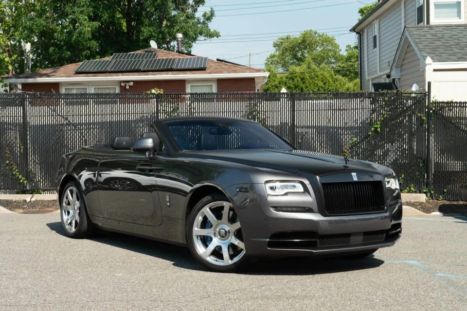 2017 Rolls-Royce Dawn - Image 2 of 16