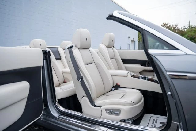 2017 Rolls-Royce Dawn - Image 3 of 21