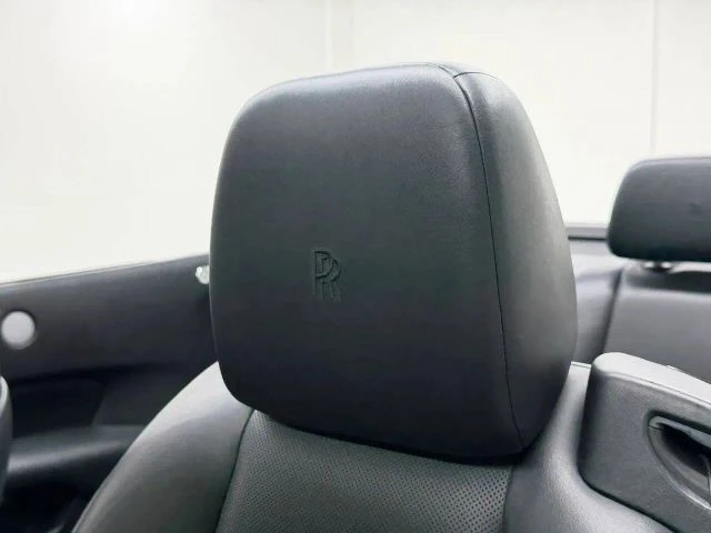 2017 Rolls-Royce Dawn - Image 27 of 31