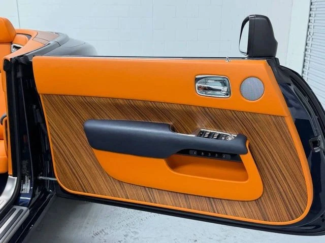 2017 Rolls-Royce Dawn - Image 20 of 31