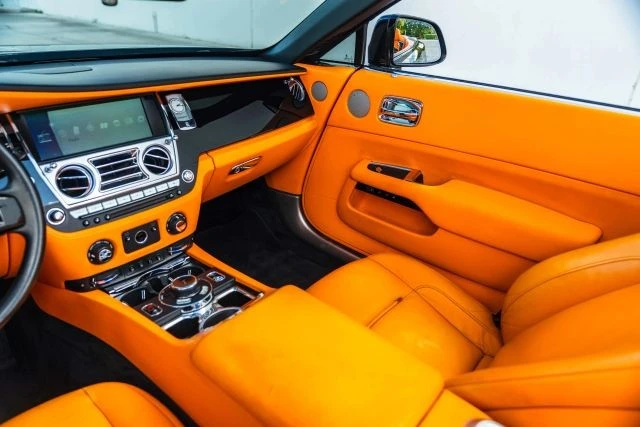 2017 Rolls-Royce Dawn - Image 19 of 21