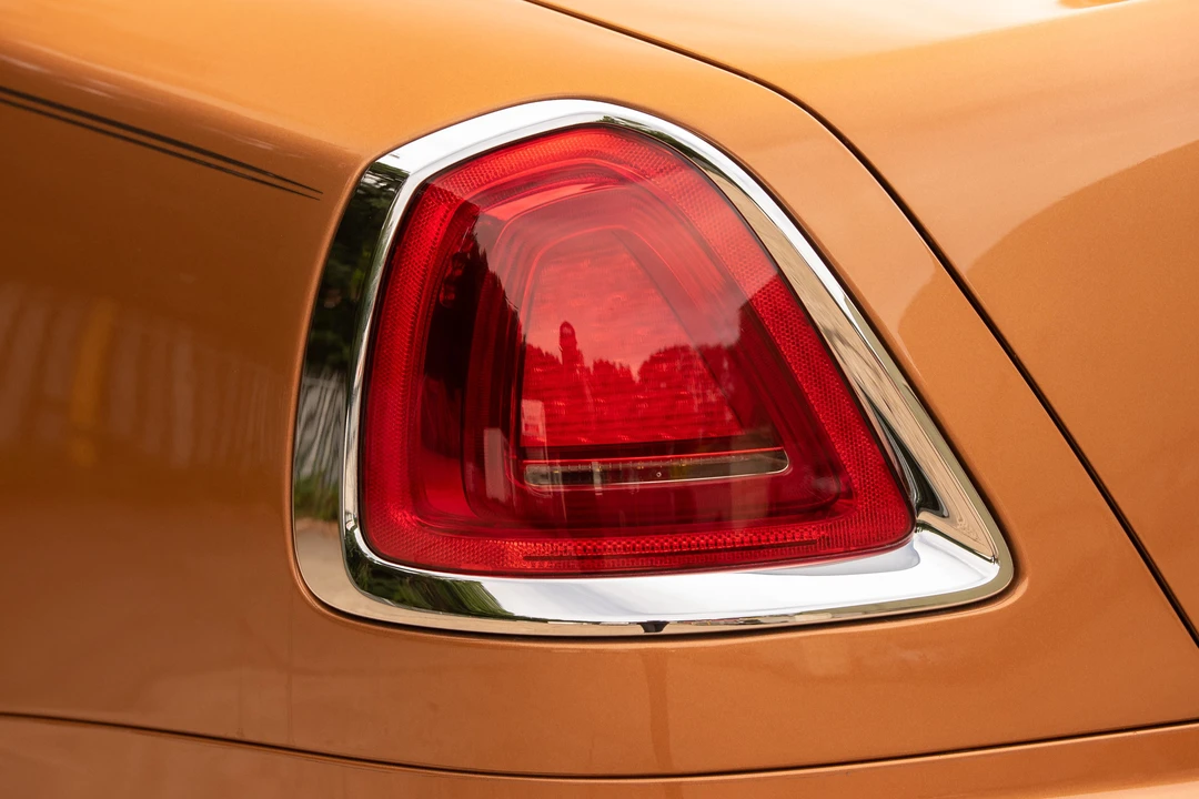 2017 Rolls-Royce Dawn - Image 14 of 31