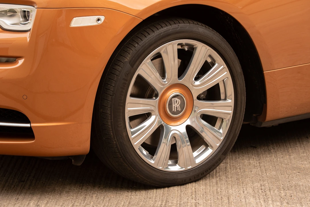 2017 Rolls-Royce Dawn - Image 9 of 31