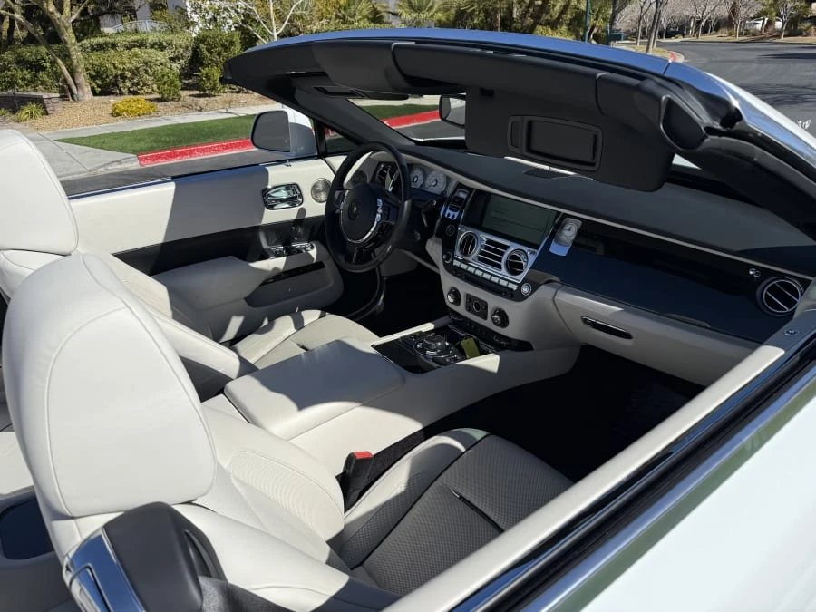 2017 Rolls-Royce Dawn - Image 21 of 21